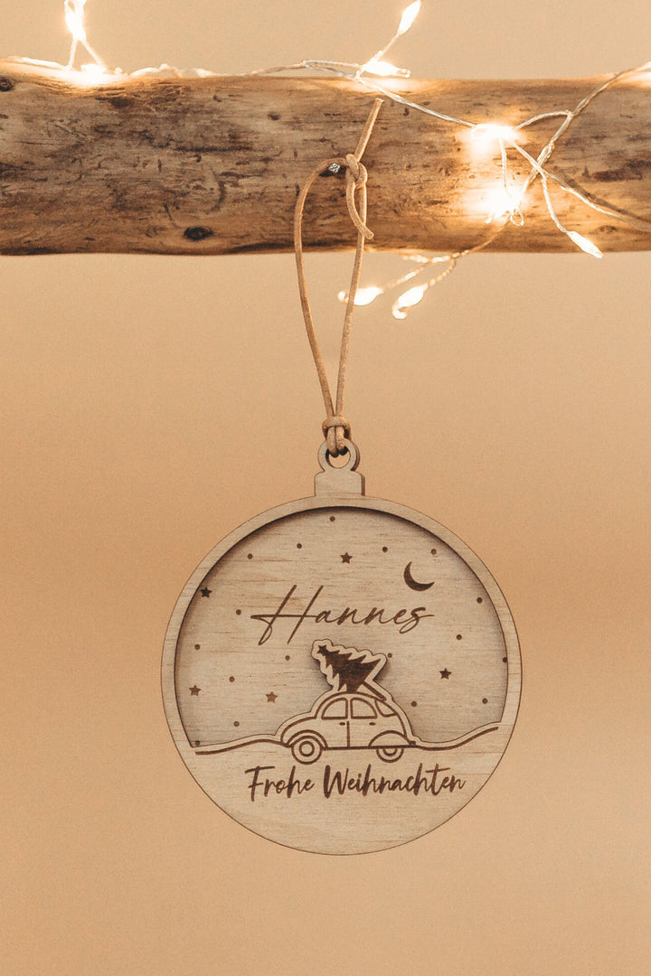 Personalisierte Christbaumkugel aus Holz