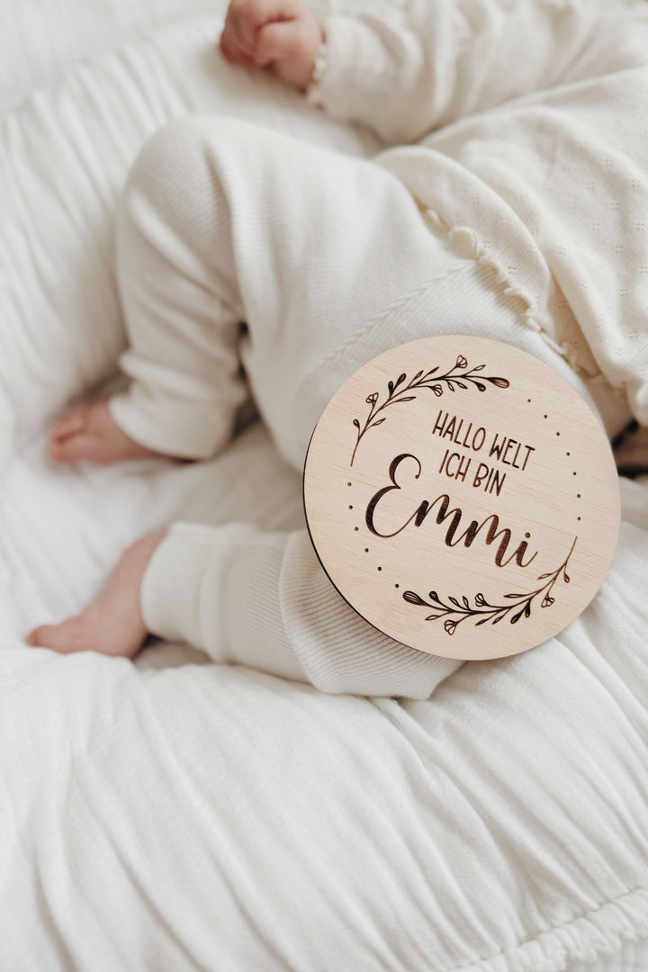 Holzschild personalisiert - Hallo Welt