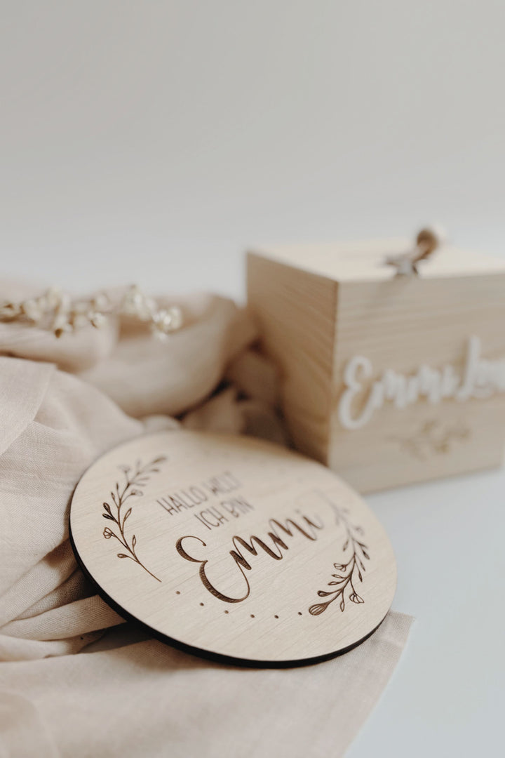 Holzschild personalisiert - Hallo Welt