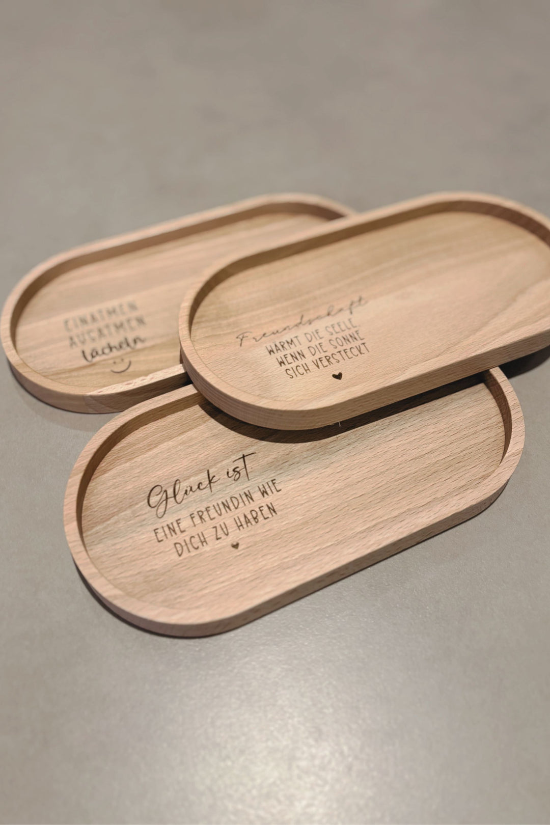 Ovaler Holzuntersetzer – Nachhaltiges Geschenk